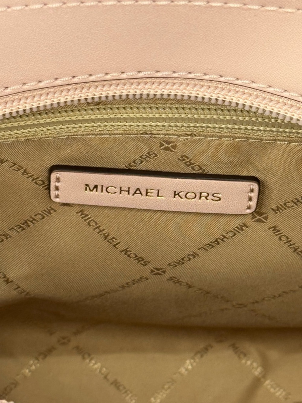 Michael Kors Jet Set Travel Large Shoulder Tote in Powder Blush Multi - Picture 8 of 16